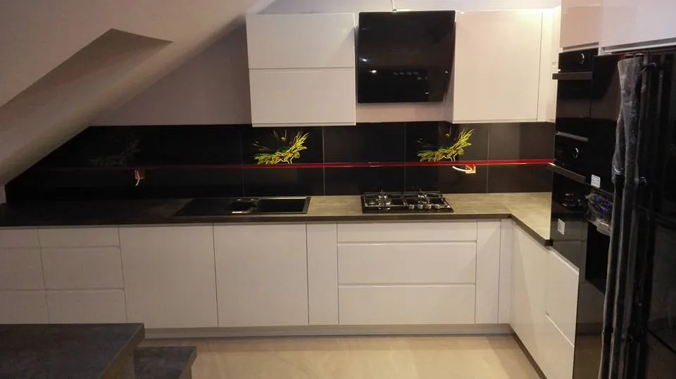 Przykład kitchens z rest - Zdjęcie 29