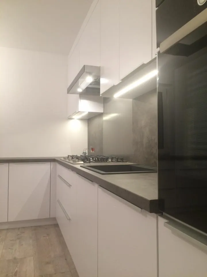 Przykład kitchens z rest - Zdjęcie 70