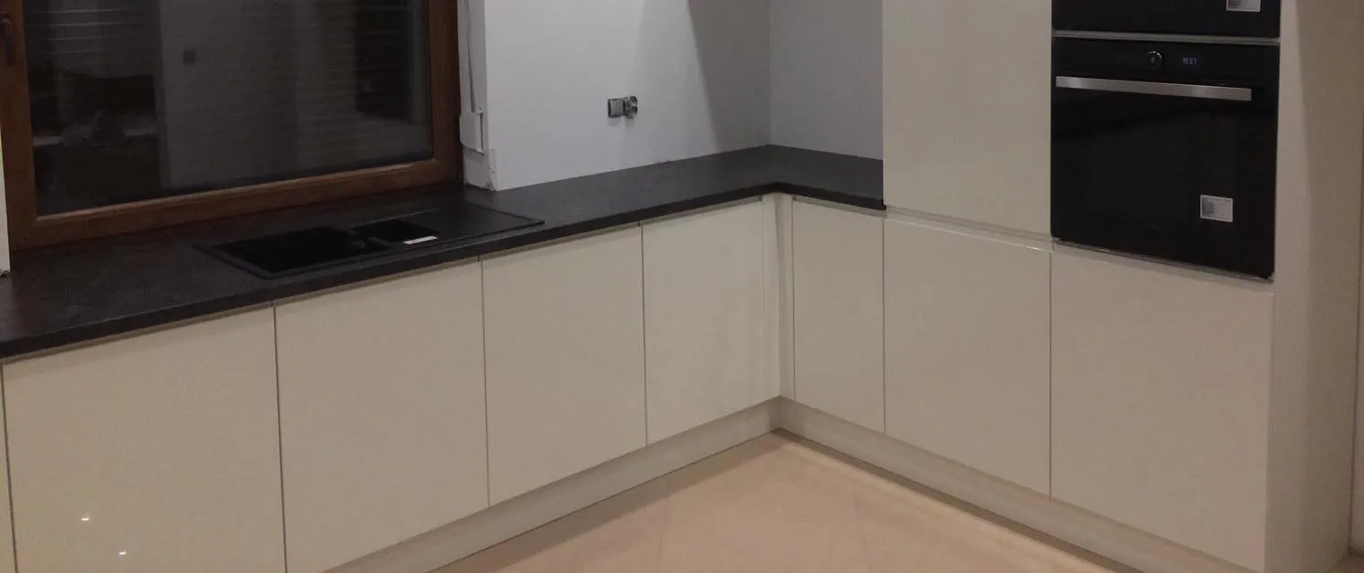 Przykład kitchens z rest - Zdjęcie 79